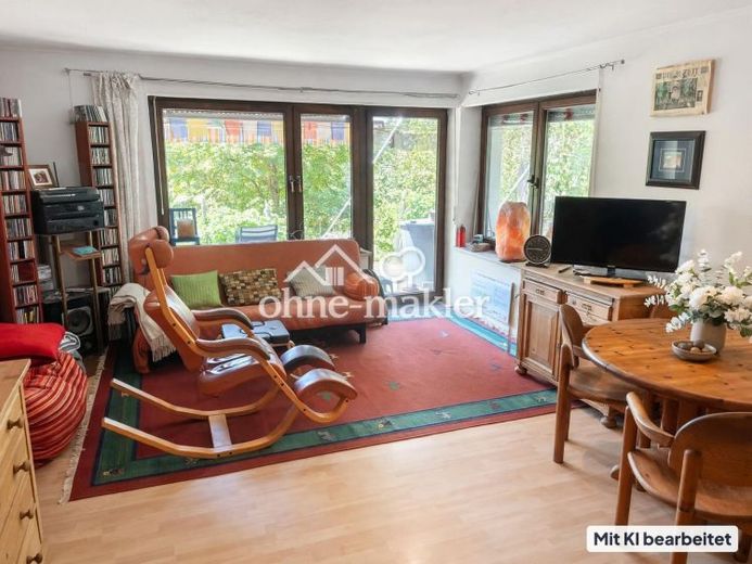 Geräumige 3 Zimmer Wohnung mit eigenem Garten und Garage – Foto 1