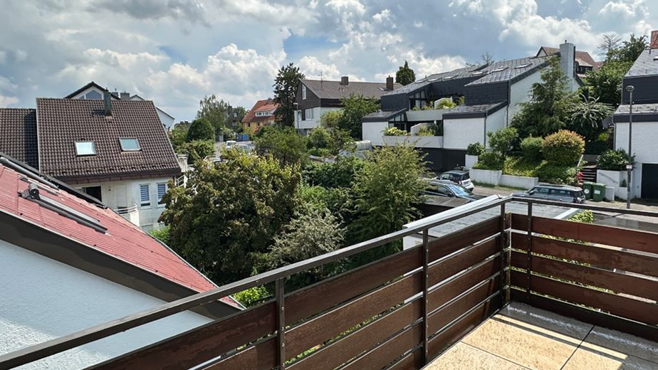 Balkon unmöbliert