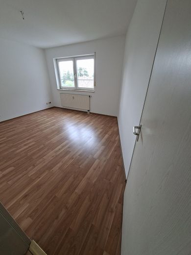 KIST'in kalbinde, 88 m², büyük, aydınlık 3 odalı daire, özel kiralık – Schlafzimmer 1