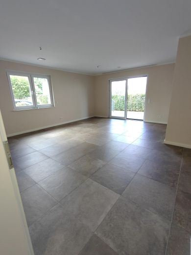 Luxuriöse 3-Zimmer-EG-Wohnung mit Terrasse, behindertengerecht, in WF – Foto 15