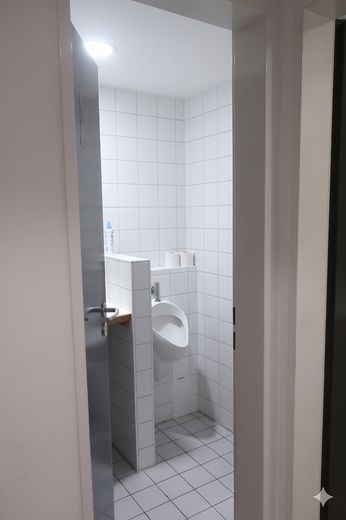 Meersburg, helle Büro-/Praxisflächen – WC 2