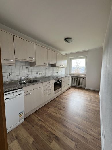 2 Zimmer Wohnung, 58,7 qm EBK, Balkon – Küche
