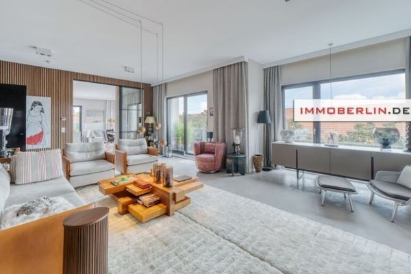 IMMOBERLIN.DE - Posizione privilegiata! Imponente attico con magnifica terrazza sul tetto e pianta flessibile