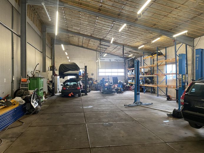 Gewerbehalle in Hanau-Wolfgang – ideal als KFZ-Werkstatt, Transporter-/LKW-Werkstatt (bis 7,5 t), – Foto 3