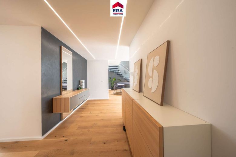 Modernisierte Maisonette-Wohnung im Herzen von Ludwigsburg – Eingangsbereich