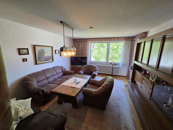 Lichtdurchflutete 3-Zimmer-Wohnung mit zwei Balkonen (69qm) zur Eigennutzung – Foto 3