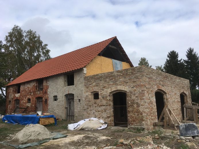 Viel Platz für Ihre Pläne in Haage/ Mühlenberge – Stallgebäude, neues Giebeldach