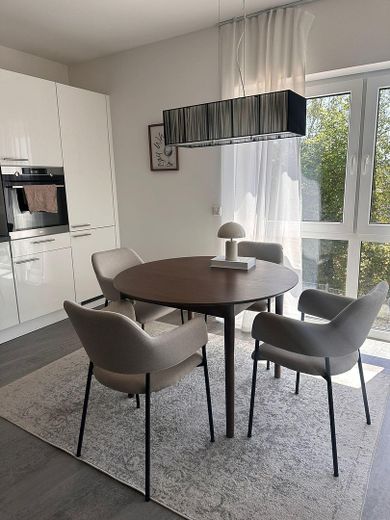 Moderne Neubau-Wohnung mit Einbauküche, Loggia + Terrasse! – Foto 9