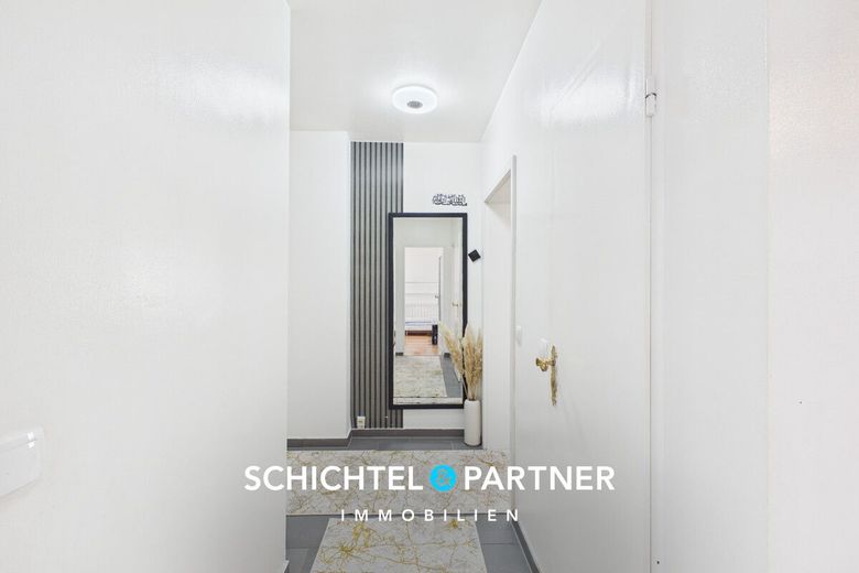 Mittelshuchting | Ansprechende 3-Zimmer-Wohnung mit Erbbaurecht – S&amp;P | Flur