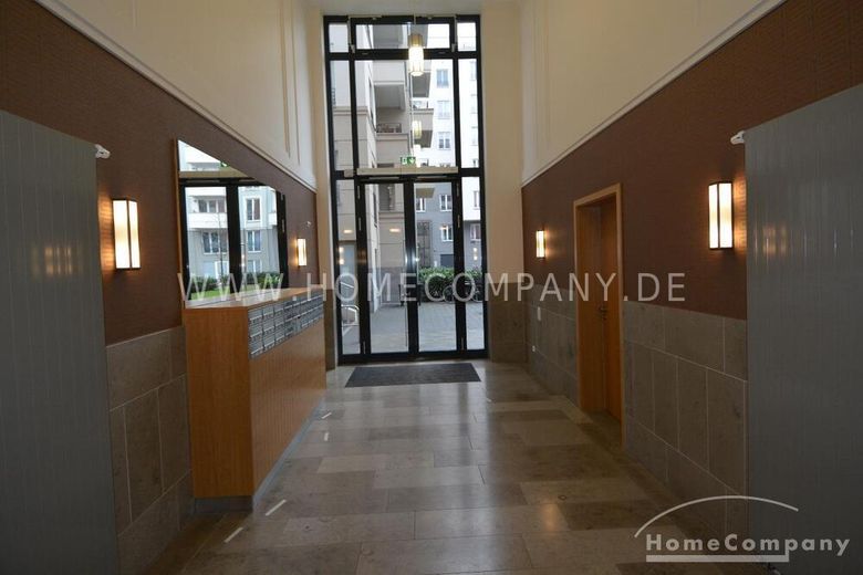 Moderne Wohnung mit Blick auf den Gleisdreieck-Park, möbliert – e0236442a73d232ecca22e2f1f11e3b1d5d012d4.jpg