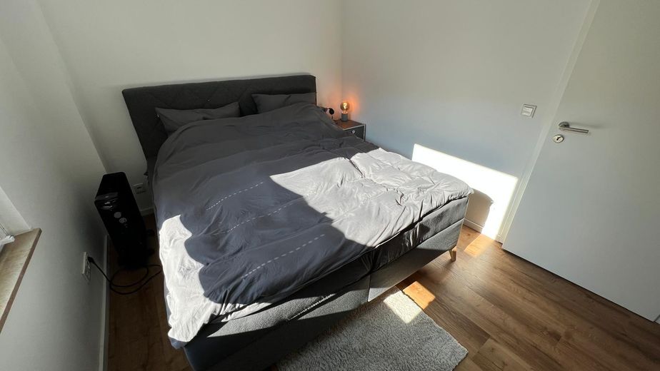 Schlafzimmer mit Bettkasten