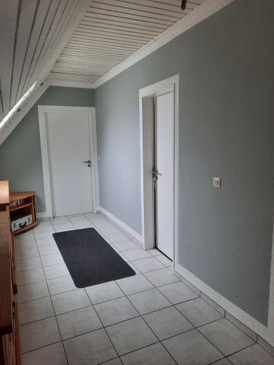 Casa unifamiliare con possibilità di appartamento indipendente/alloggio multigenerazionale su terreno spazioso - senza provvigione – OG Flur 3