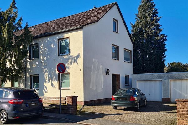 2-Familien Doppelhaushälfte in Langenhagen