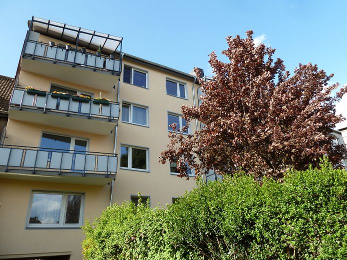 Attraente appartamento di 3,5 locali con charme a Duisburg-Meiderich – Photo 1