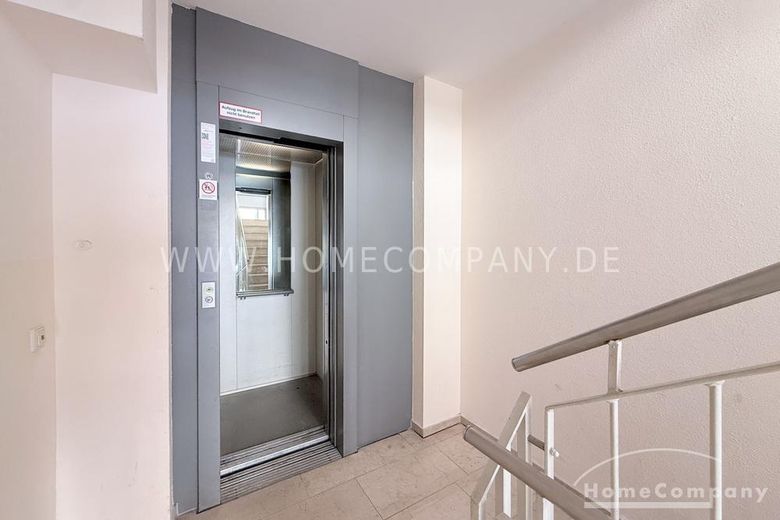 28054 HomeCompany Dresda Appartamento arredato con 2 locali e balcone nella Città Vecchia di Dresda max. 4 persone – e4ba40b1dfd8f3e78b72c97f11e817d4e5da0f98.jpg