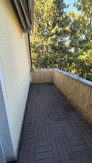 Luminoso appartamento di 2 locali ristrutturato, in una zona residenziale attraente – Foto 5