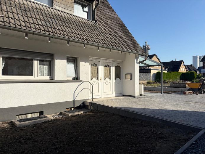 Endlich Eigenheim - Doppelhaushälfte in Beckum zum renovieren und wohlfühlen! – Foto 2