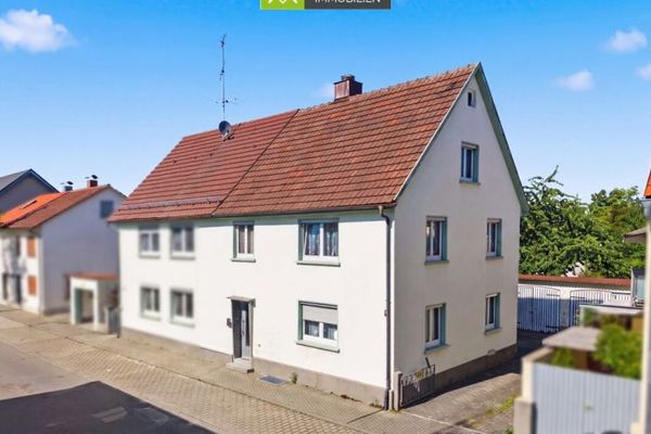 Casa bifamiliare in affitto con potenziale in posizione vicina alla città di Bad Saulgau