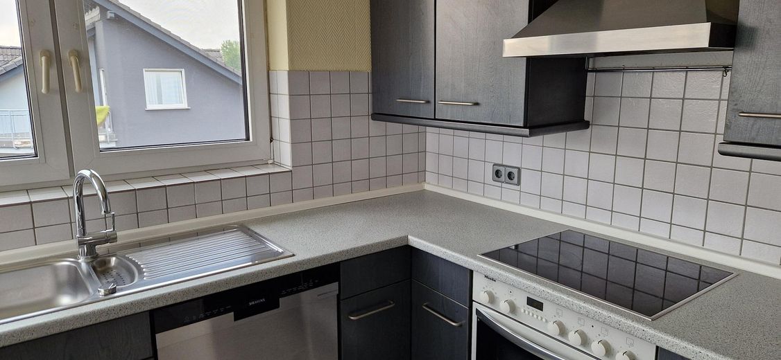 Kastellaun / Galeriewohnung – Küche