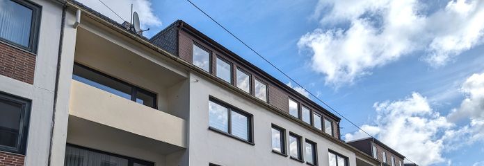 Gerenoveerd 3-kamerappartement op een rustige en centrale locatie – Hausfront