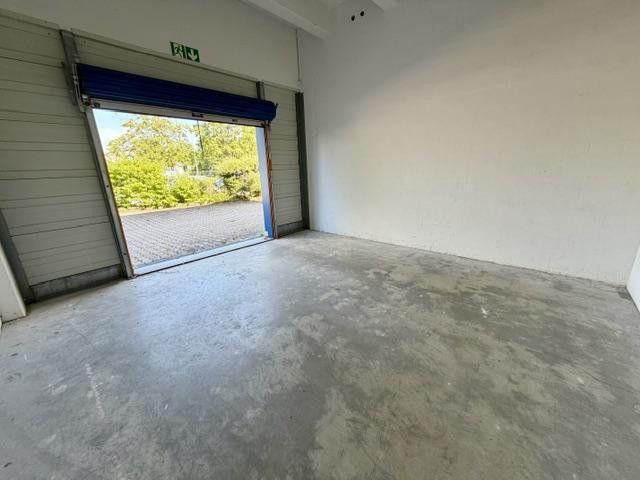 23m² STORAGE AREA IN TOP TRANSPORT LOCATION. COMMISSION FREE – Foto 7