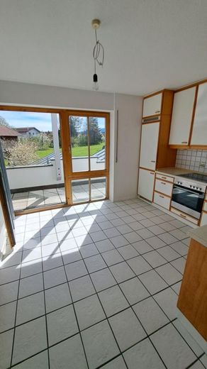 Provisionsfrei!! Schöne, helle 3-Zimmer-Wohnung in Traunstein – 20240406_143041