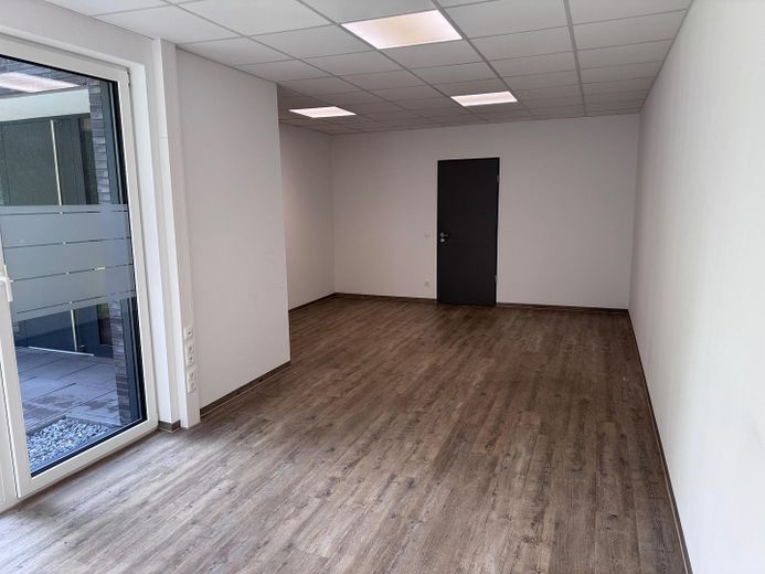 Büro- u. Praxisflächen im TaT Themenpark, repräsentativ, modern, zentral inkl. Parkplätze – Haus Novum Büro 