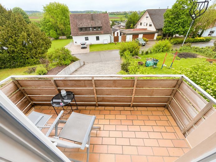 Einfamilienhaus Provisionsfrei zu verkaufen in Oberderdingen – Balkon