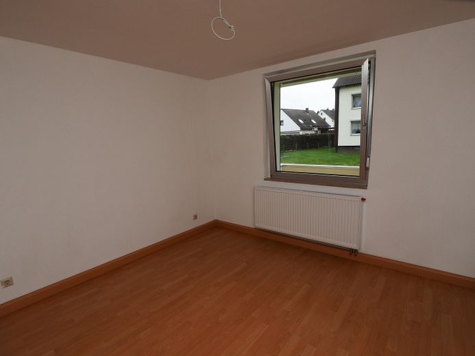 3,5-Raum Etagenwohnung für Sie! *von PRIVAT* – Schlafzimmer