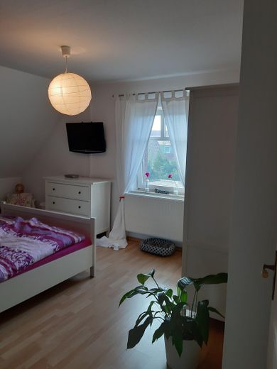Schlafzimmer DG