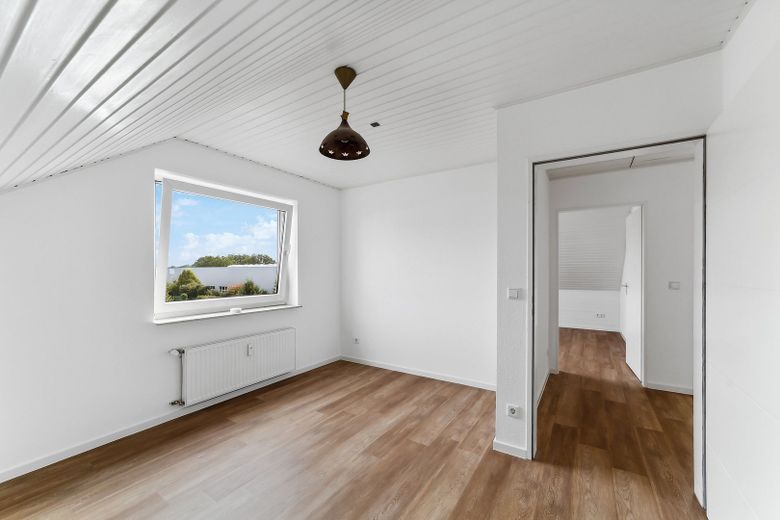 Se alquila apartamento de 3 habitaciones bien cuidado en una zona tranquila de Lüstringen – Schlafzimmer 2