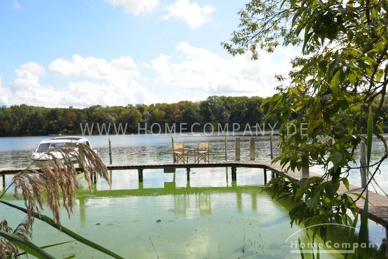 Exklusive Wohnung in Villa am See in Potsdam mit Bootsliegeplatz, möbliert – 7343e40abe2f5ed29d734a7997e35b6dd67a2e16.jpg