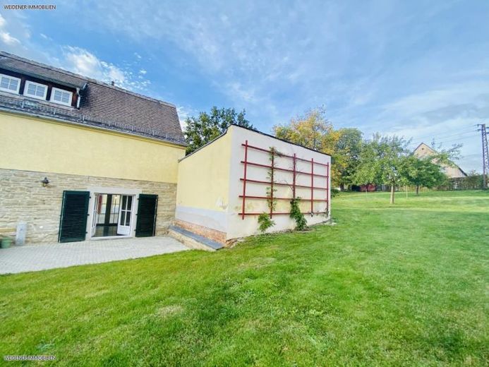 Tolle Terrassenwohnung über 3 Etagen im modernisierten, historischen 3 Seiten Bauernhof! – Foto 1