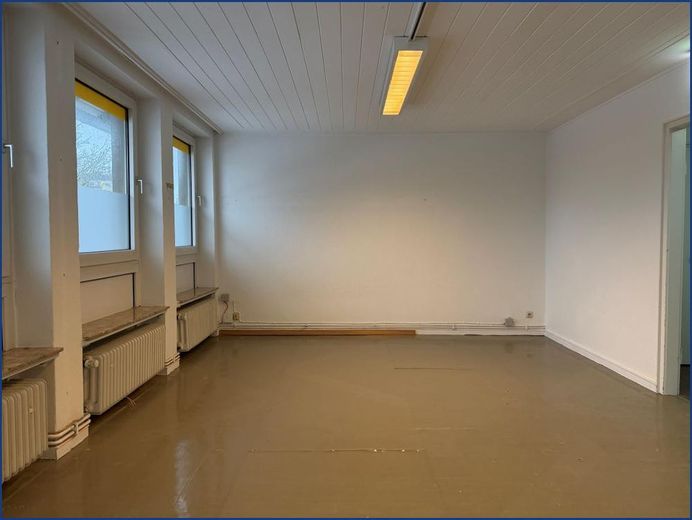 160 m² Gewerbefläche in guter Lage (B3) - direkt vom Eigentümer – Separater Raum Obergeschoss