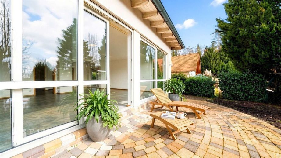 Halbes Haus, volles Glück, sofort einziehen! - FALC Immobilien Heilbronn – Für Frischluftfanatiker