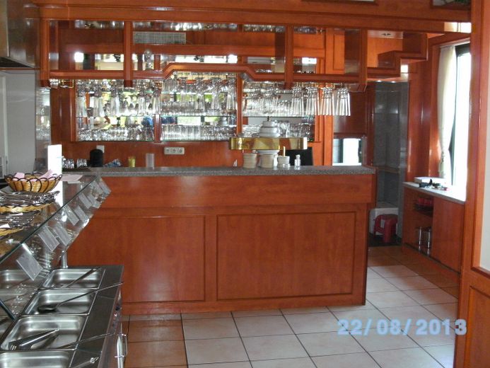 Residential and commercial building, detached restaurant in a secluded location for sale – Photo 9
