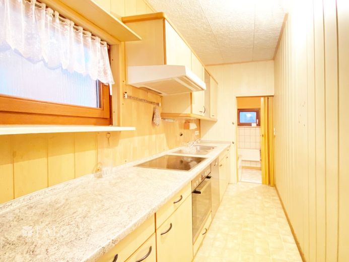 RESERVIERT: Grün, ruhig, gut angebunden: Zuhause für Zwei in Erfurt-Nord, Garage inklusive – Küche