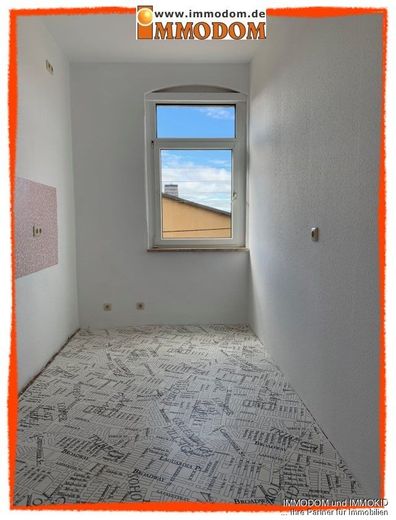 +++ Kleine gemütliche 2-Zi.-Wohnung mit Küchenmöbel in ländlicher Idylle und dennoch zentral +++ – separate Küche