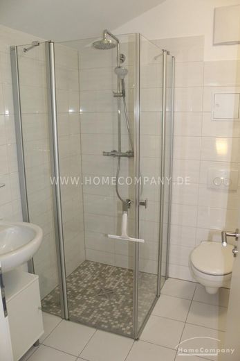 19252 HomeCompany Dresden Möbliert/Furnished Traumhafte Maisonette mit Blick zur Elbe! max. 2 Personen – dbbc7df708280e07c76afae06c6156c9c8bddf28.jpg