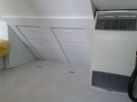 ***Traumhaftes Haus mit Whirlpool zwischen Köln und Bonn – Wohnen – 3 Etage weißer Teppichboden 