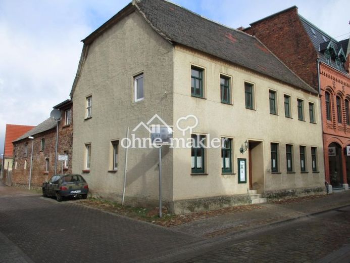 Einfamilienhaus mit Ausbaupotenzial, Innenhof und Werkstatt im Herzen von Kemberg – Foto 1