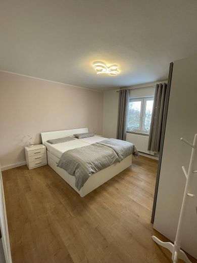 Багатоквартирний будинок у центральній частині Люббеке – OG - Schlafzimmer
