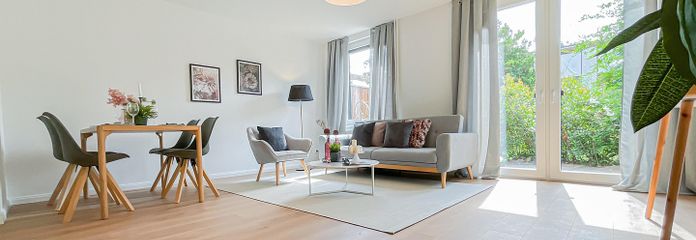 Habiter moderne sur deux niveaux – maison spacieuse à Hambourg-Schnelsen