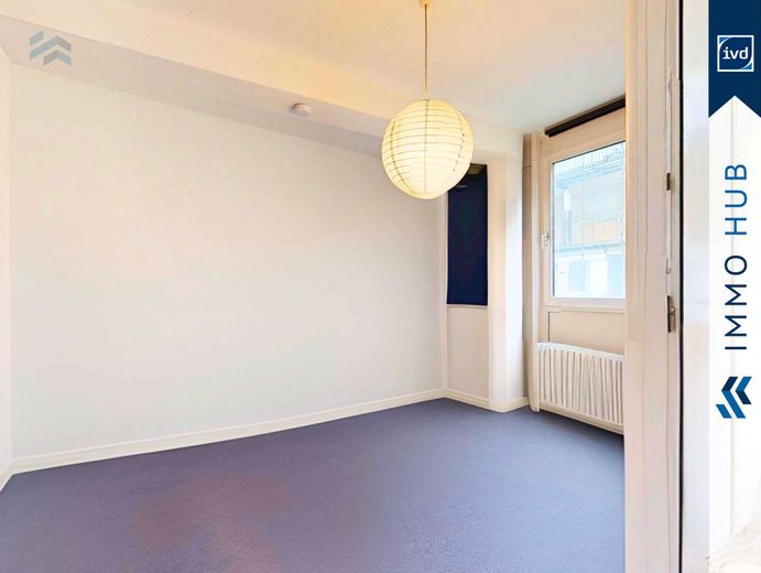++ Wohnen mit Blick auf die weiße Elster: 2RW mit Galerie und Loggia ++ – 3015106-nxLoCnvEoUgATPNkNUk7CsoB-Schlafen oben.jpg