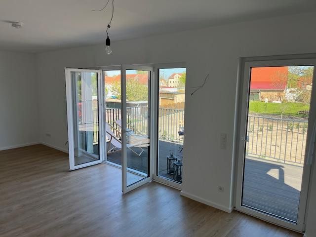 TOP - Piso de 3 habitaciones con gran terraza - 1.er piso - Obra nueva 2023 – Küche/ Wohnzimmer 