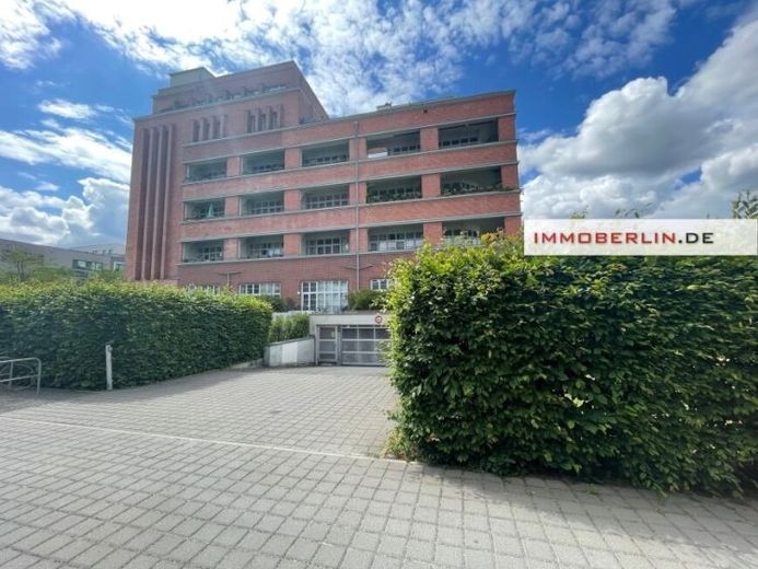 IMMOBERLIN.DE - Adrette Wohnung mit Südostgarten in familiärer Lage – Foto 1