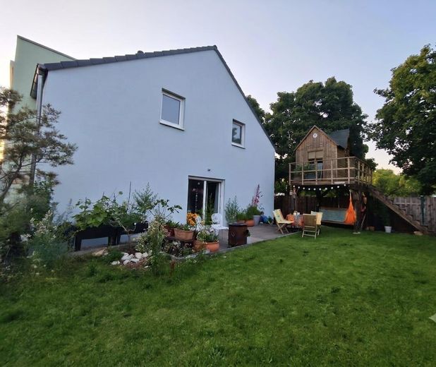A+ Freistehendes Einfamilienhaus in Ortsrandlage – फोटो 4