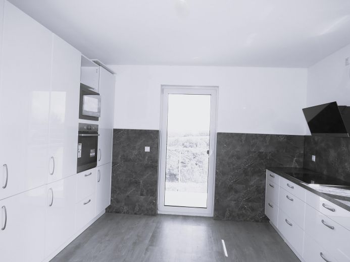 Modernes KFW 55 Einfamilienhaus – Küche