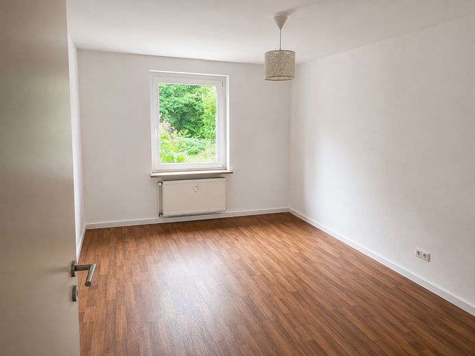 Helle 3-Zimmer Wohnung direkt neben den Barmer Anlagen – Kinderzimmer_Büro