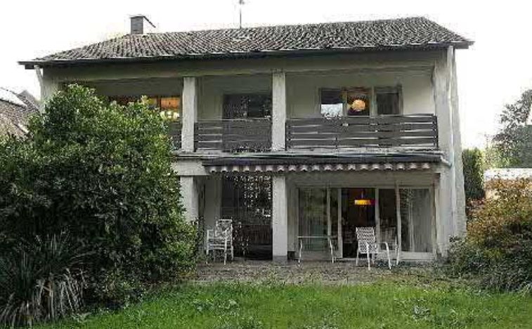 ein Immobilienjuwel in Junkersdorf – Gartenansicht